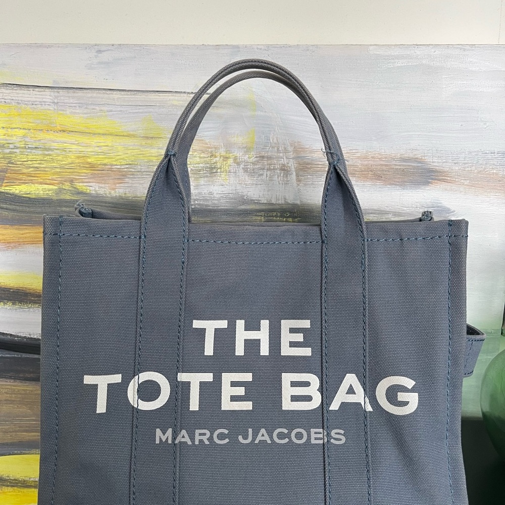 Marc Jacobs, The Tote Bag, medium, Blue Shadow, like new!